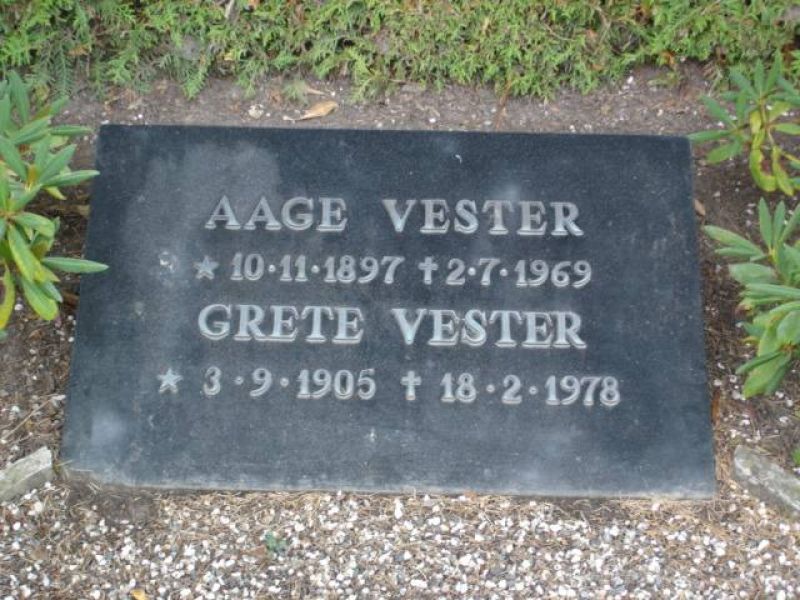Aage Vester.jpg